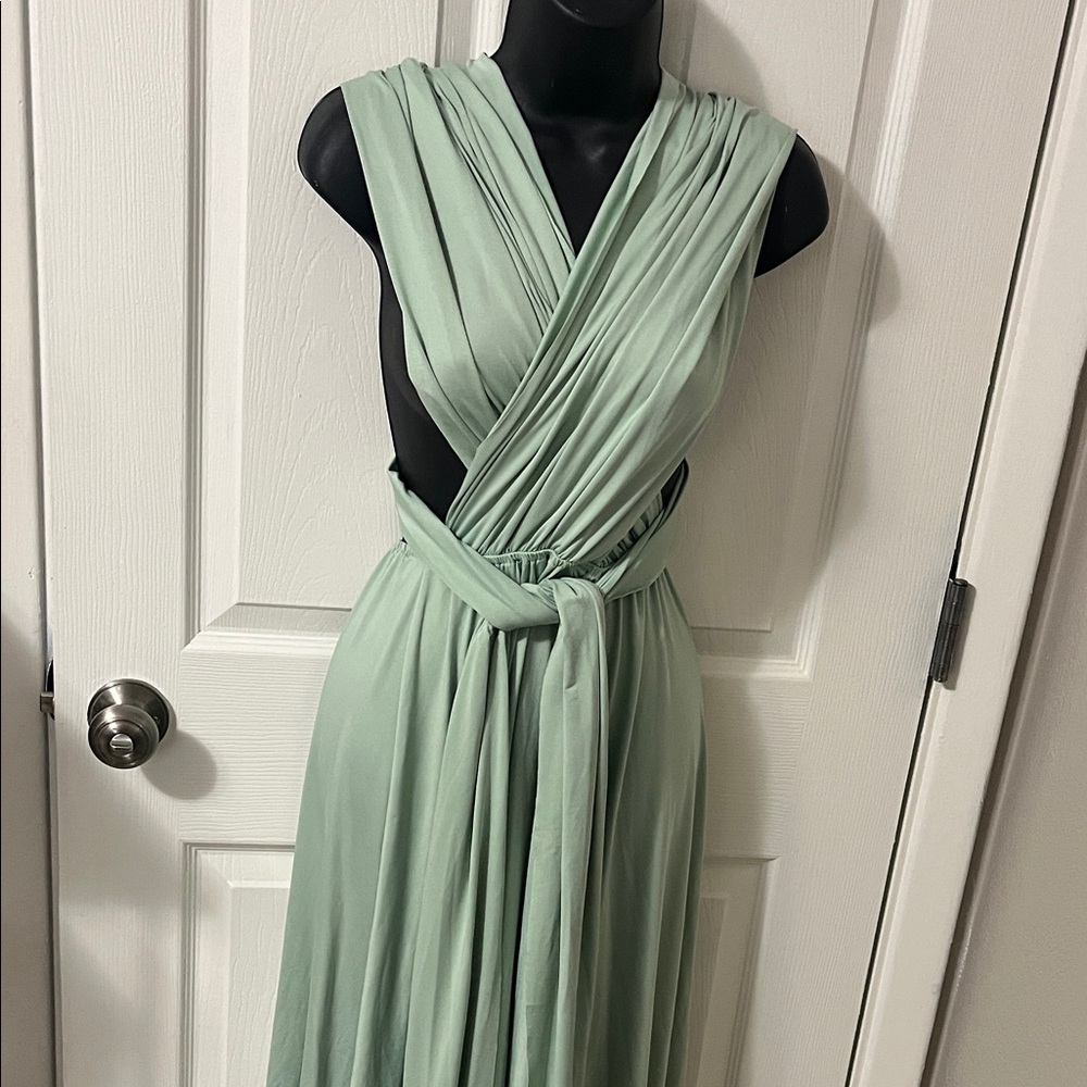 Elegant Mint Green Draped Women's Dress